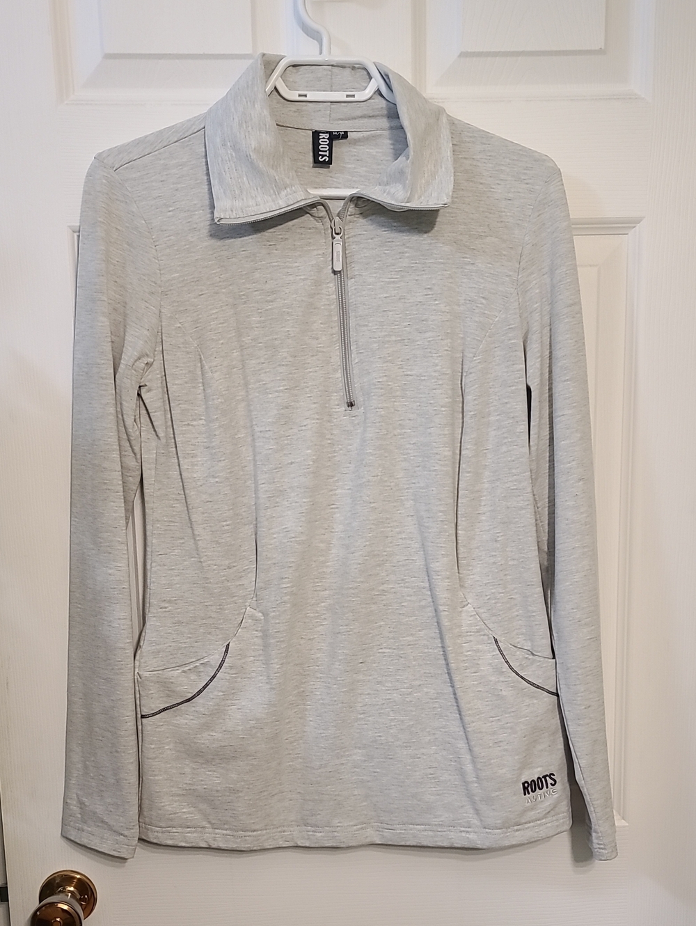Roots Women's Light Heather Grey Quarter Zip Pullover Mock Neck Athleisure